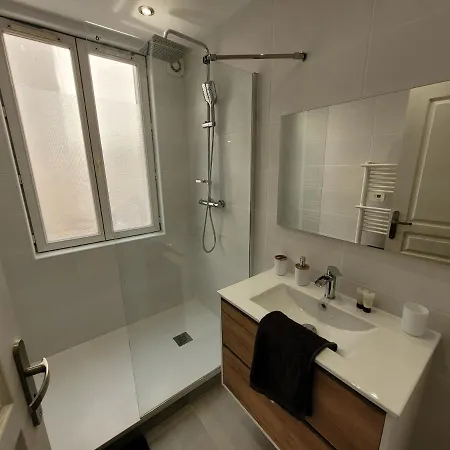 Appartement Charmant Au Coeur De La Cite Bragarde Saint-Dizier Exterior photo